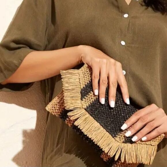 New Black & muted natural rattan color tropical vacation clutch - Picture 3 of 10